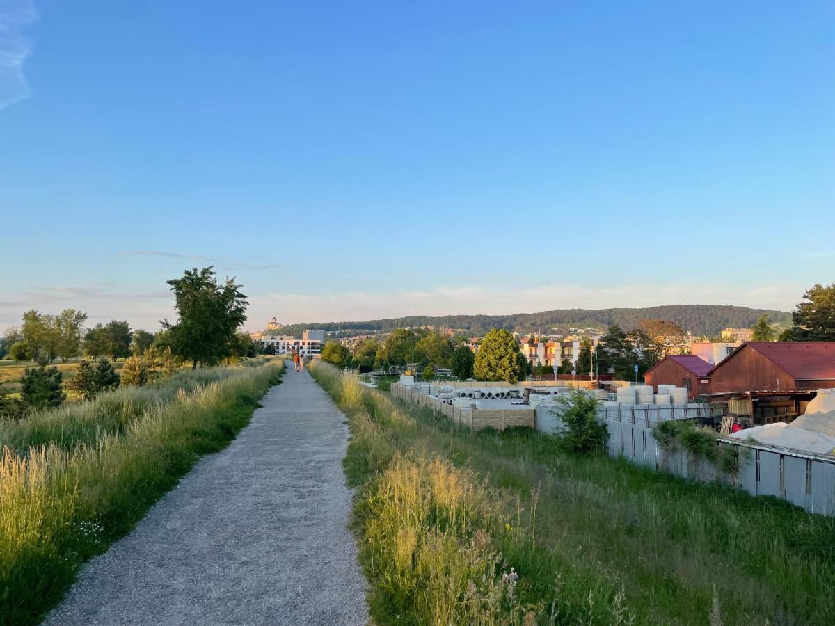 Greenbay Apartment With Free Parking Trenčín Exterior foto